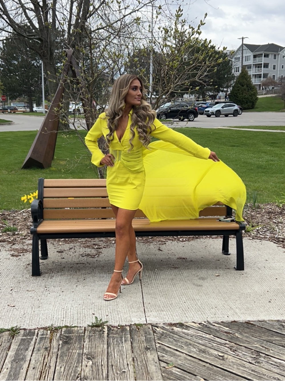 Yellow Long-Train Mini Dress - Women's Elegant Evening Dress - Picture 3 of 6